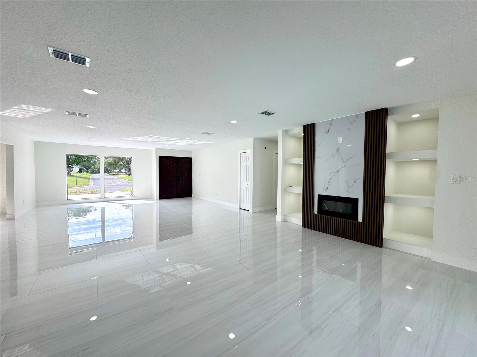 DOMMERICH HILLS 6TH ADD - Residential