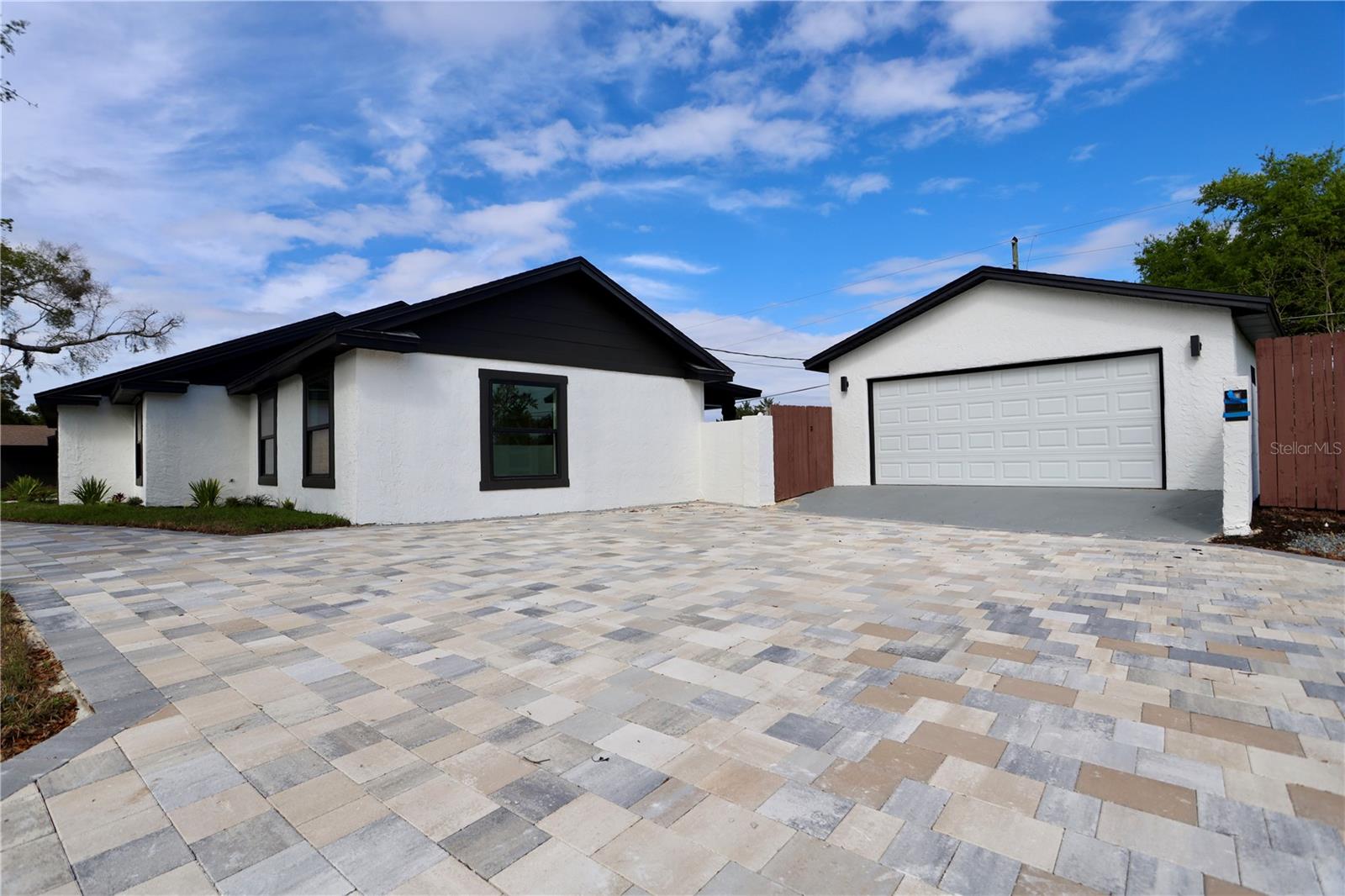 DOMMERICH HILLS 6TH ADD - Residential