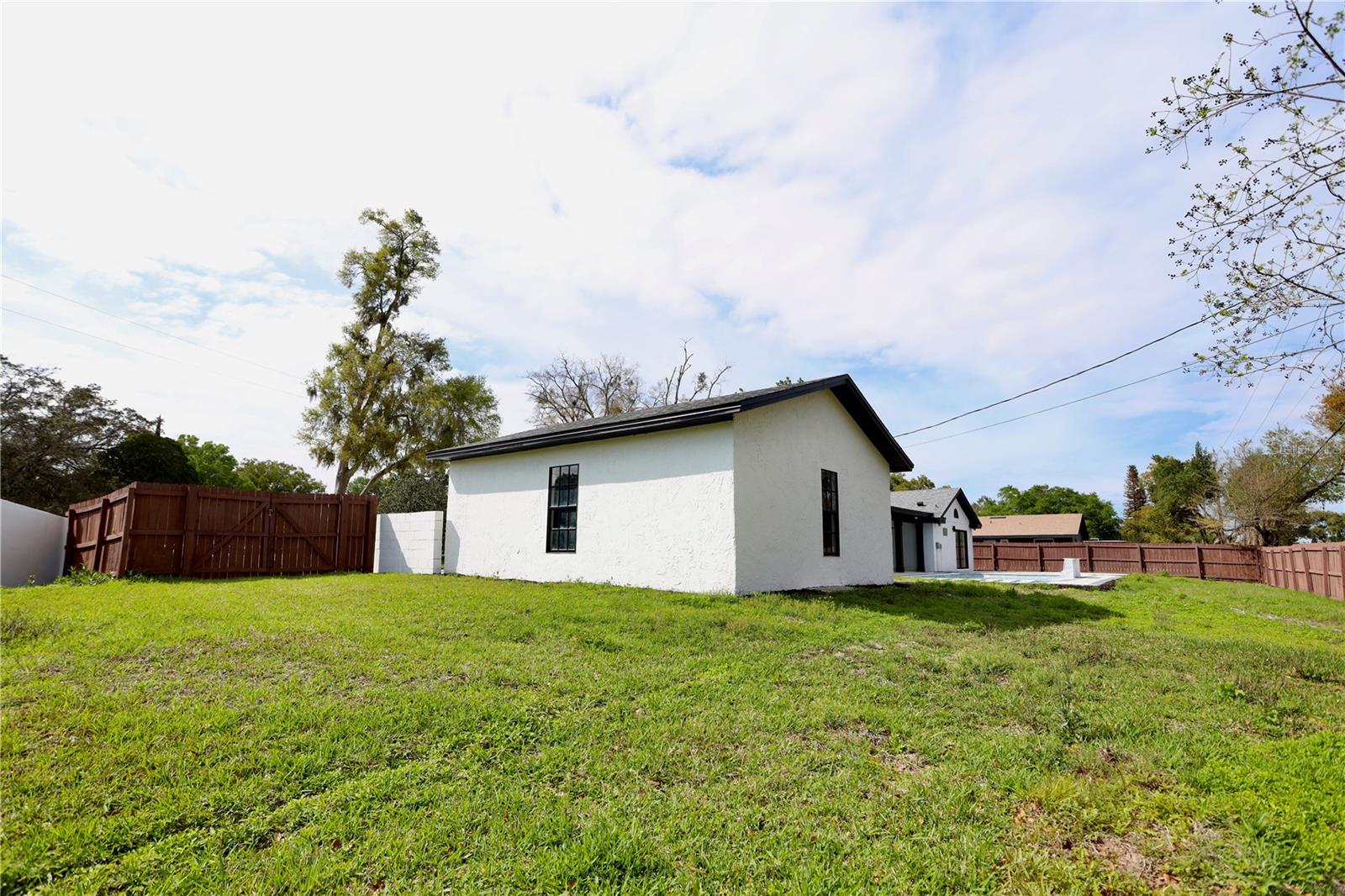 DOMMERICH HILLS 6TH ADD - Residential