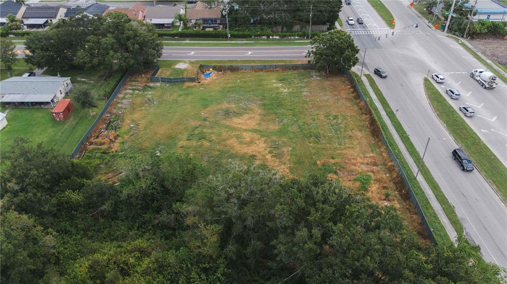 Photo of 5406 W Linebaugh Avenue, Tampa, FL 33624 (MLS # TB8433843)