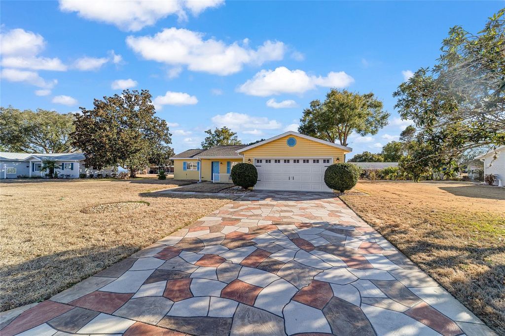 Photo of 10340 SE 177th Place, Summerfield, FL 34491 (MLS # G5108154)