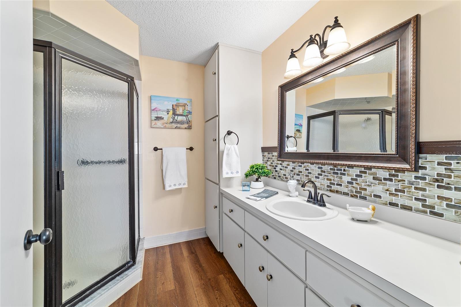 SPRUCE CREEK - Residential