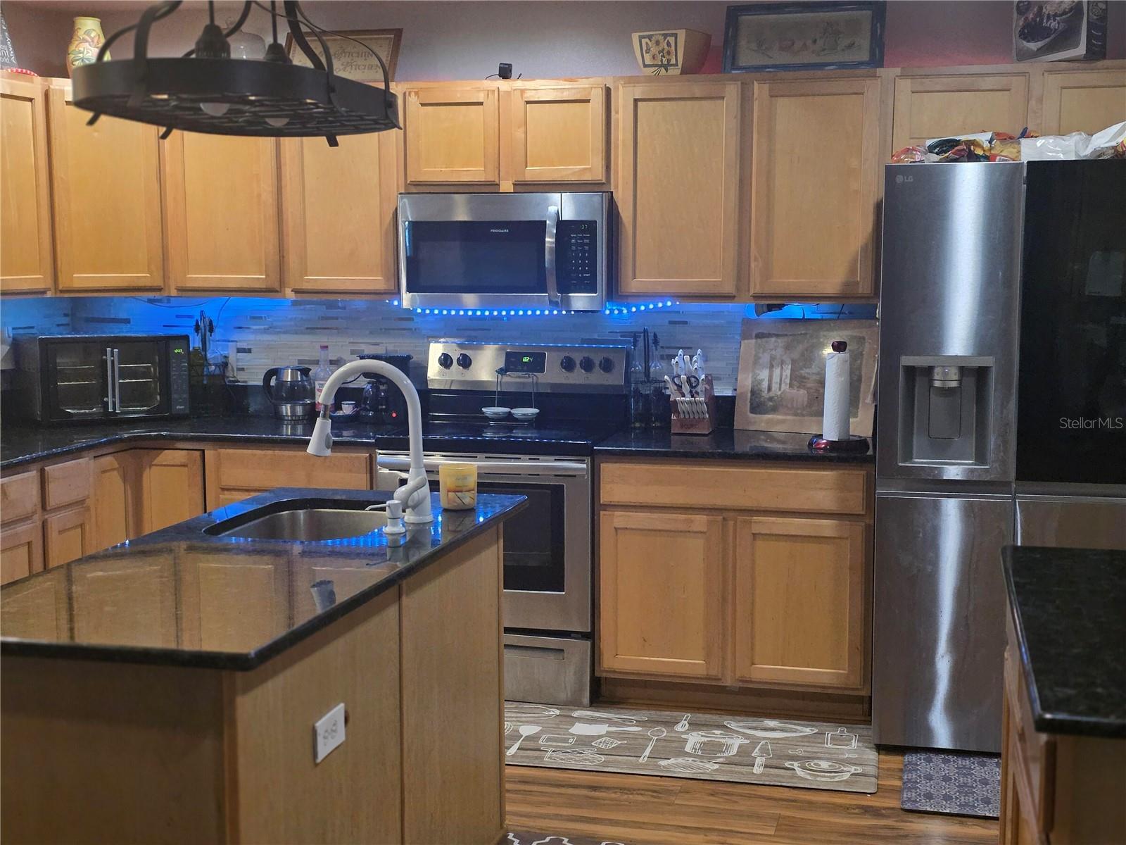 LAKE MCLEOD POINTE PH 02 - Residential