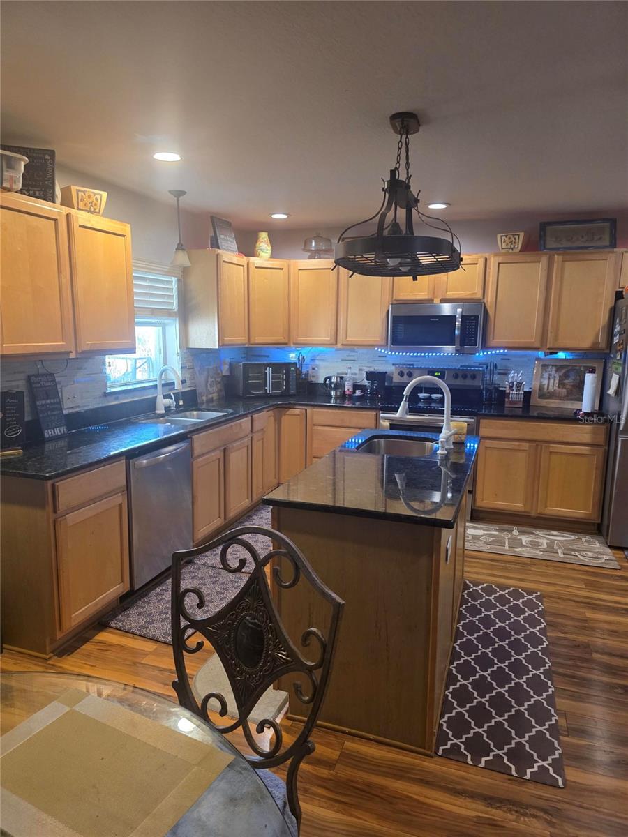 LAKE MCLEOD POINTE PH 02 - Residential