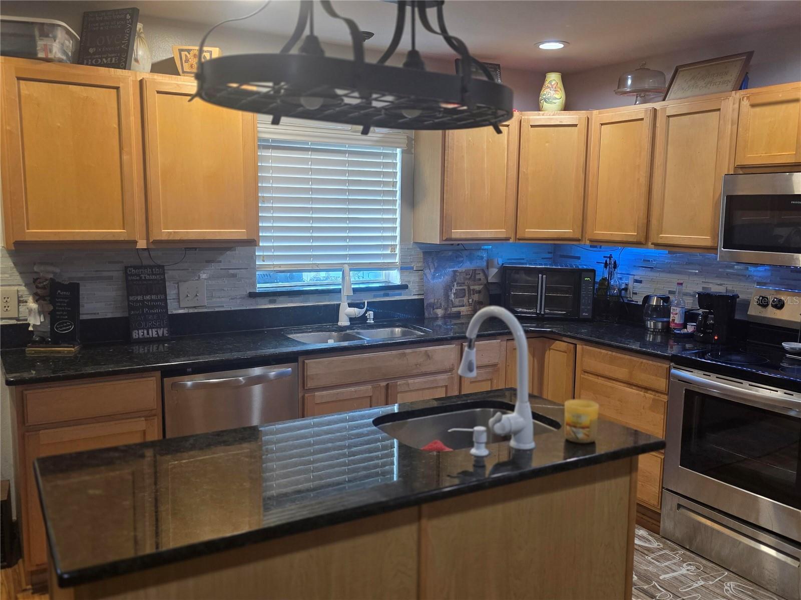 LAKE MCLEOD POINTE PH 02 - Residential