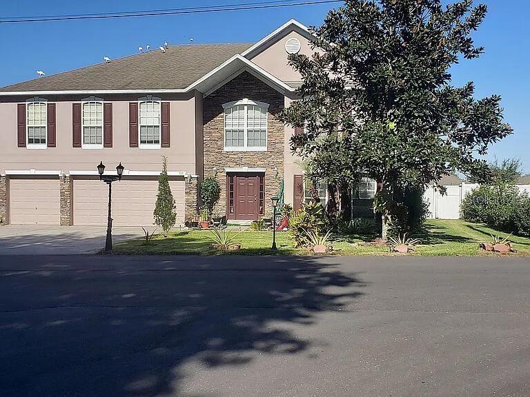 LAKE MCLEOD POINTE PH 02 - Residential