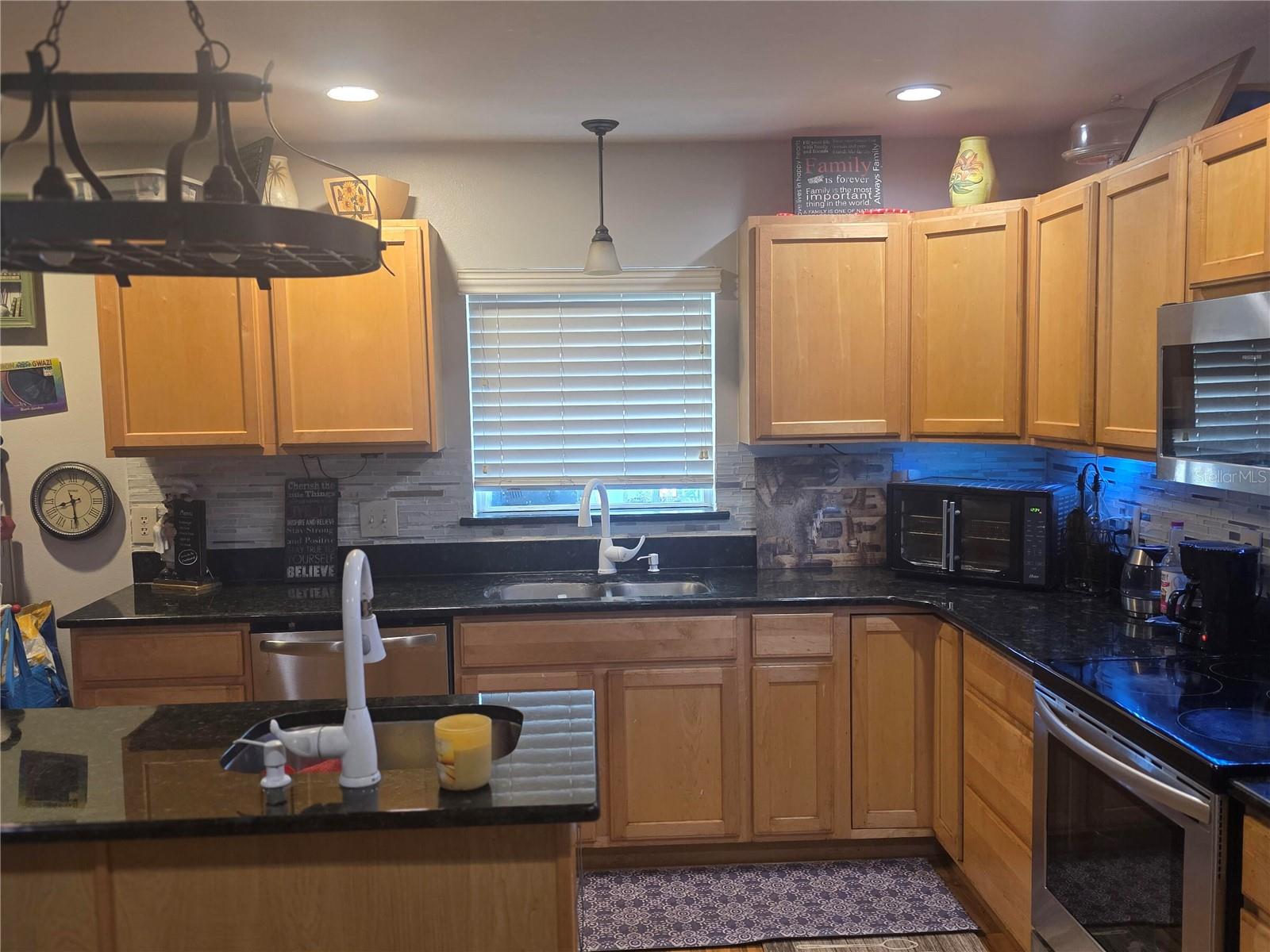 LAKE MCLEOD POINTE PH 02 - Residential