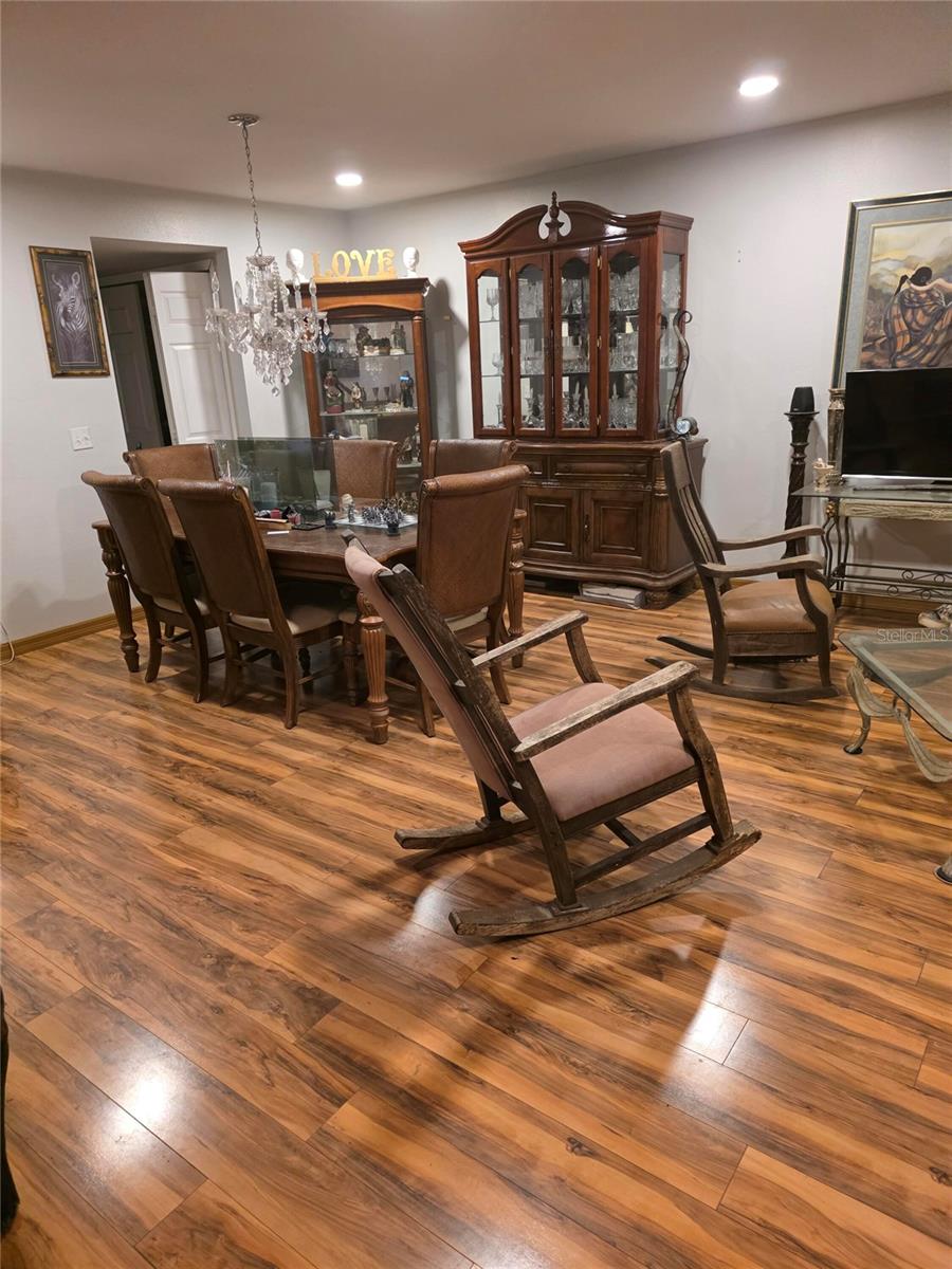 LAKE MCLEOD POINTE PH 02 - Residential