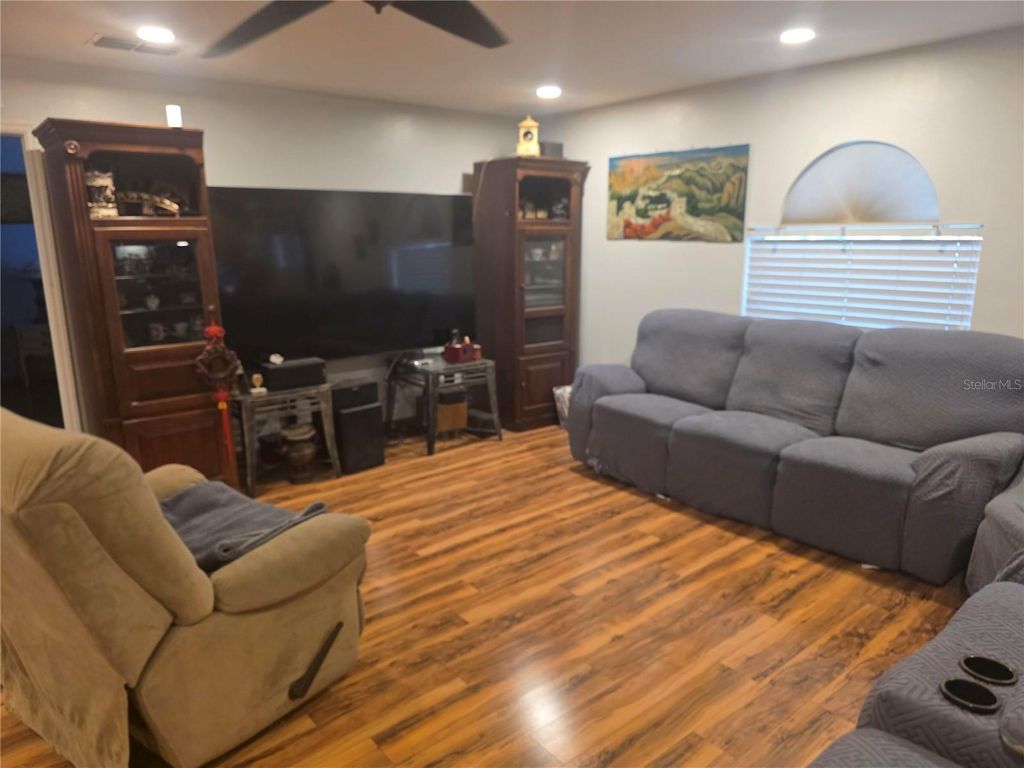 Photo of 959 Thomas Road, Eagle Lake, FL 33839 (MLS # O6393885)