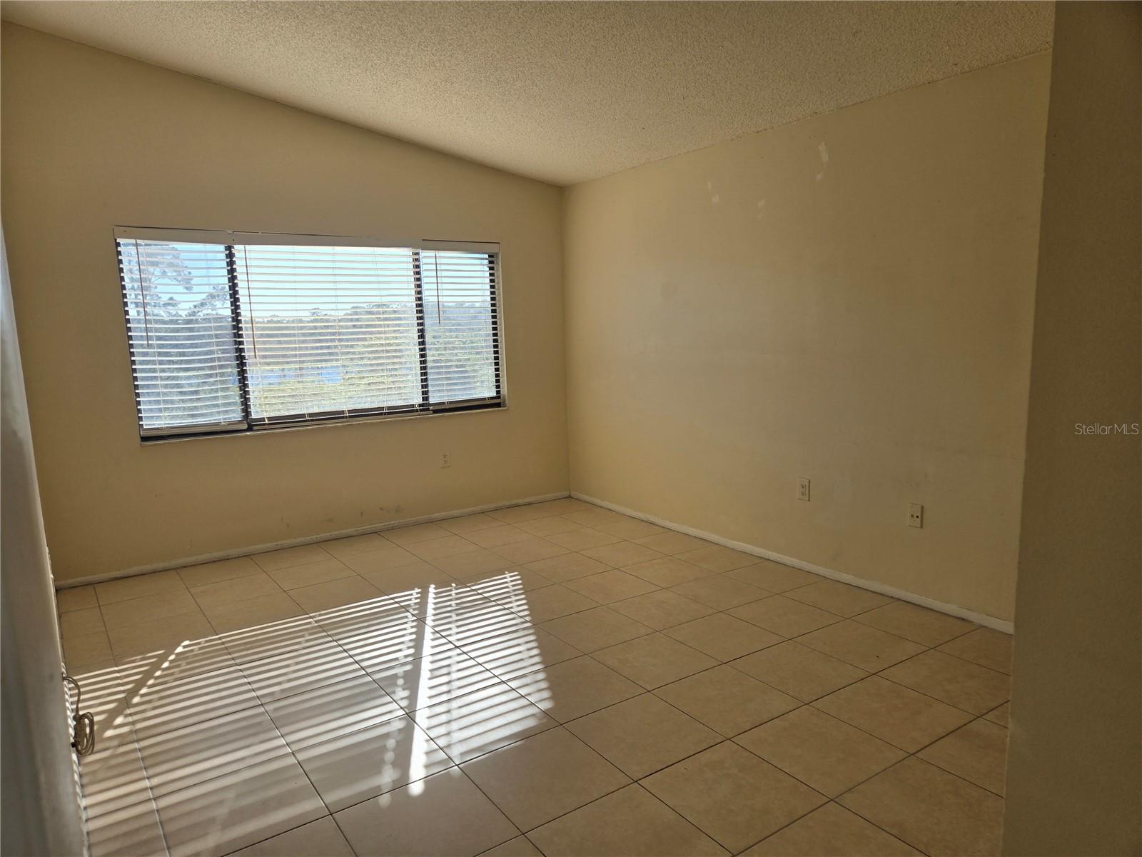 LAKE LOTUS CLUB 5 A CONDO REP - Residential