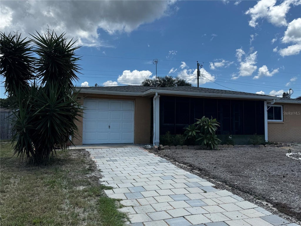 Photo of 2552 Limewood Drive, Holiday, FL 34690 (MLS # TB8534080)
