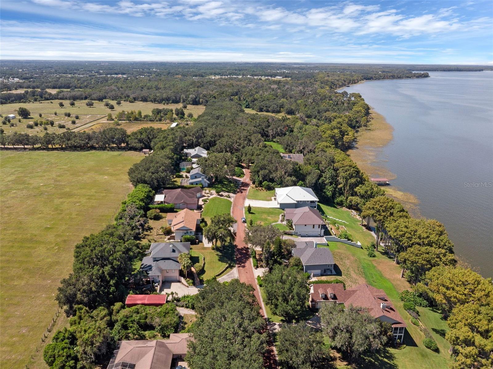 STONE MOUNTAIN ESTATES - Residential