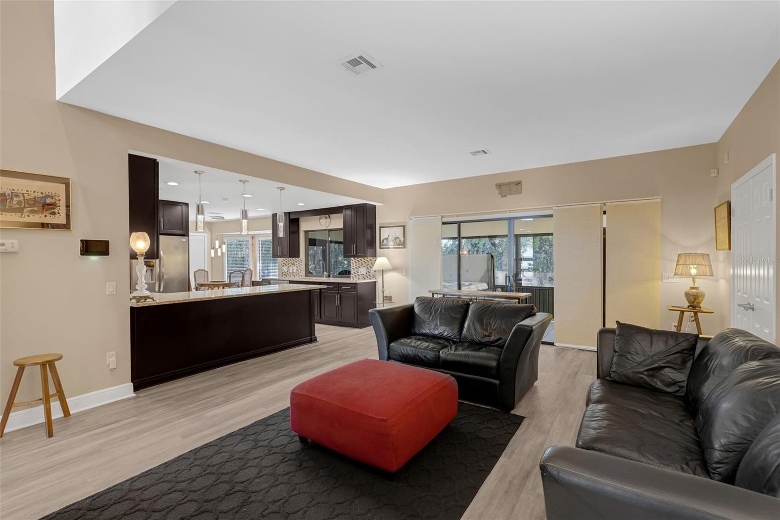 STONE MOUNTAIN ESTATES - Residential