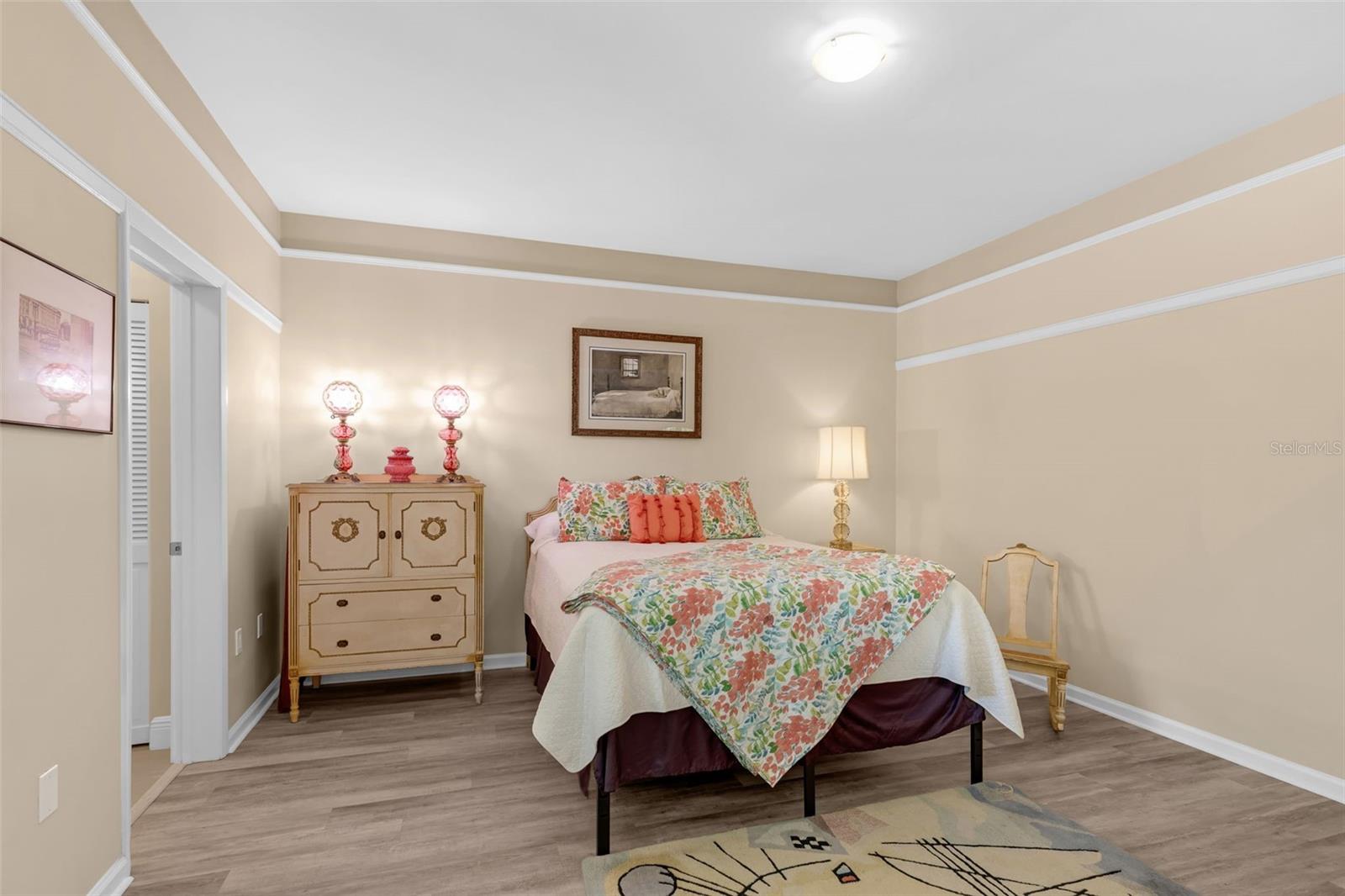 STONE MOUNTAIN ESTATES - Residential