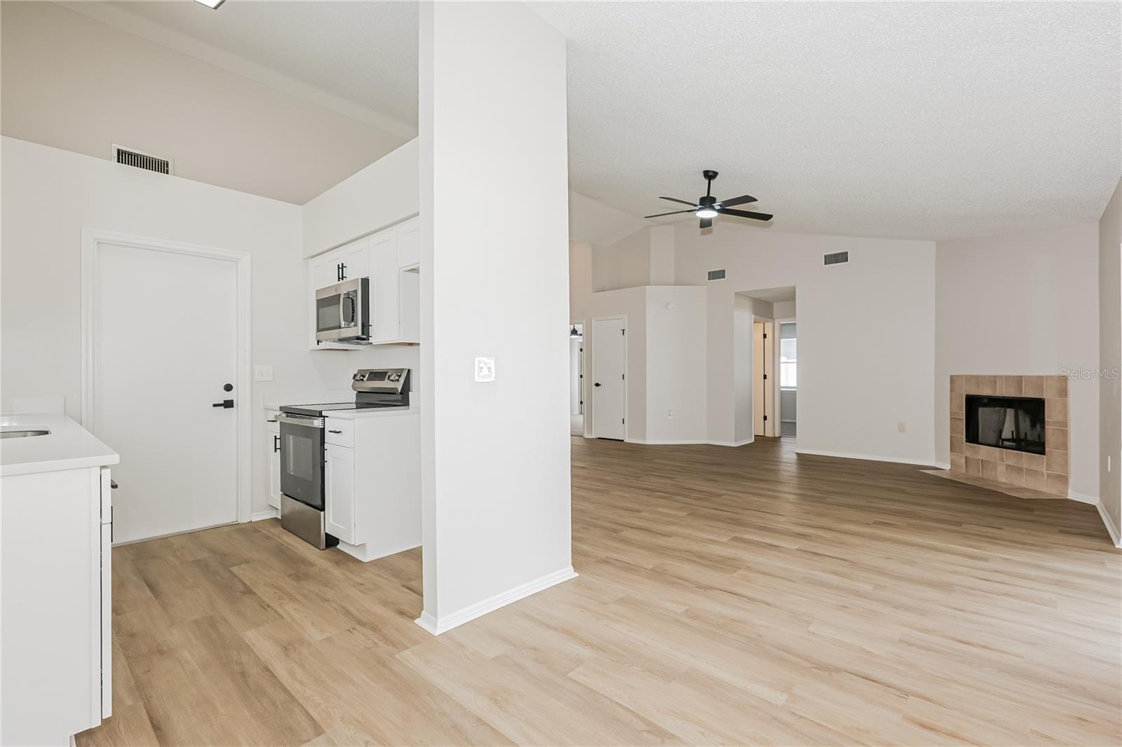 SUNSTATE HOMES - Residential