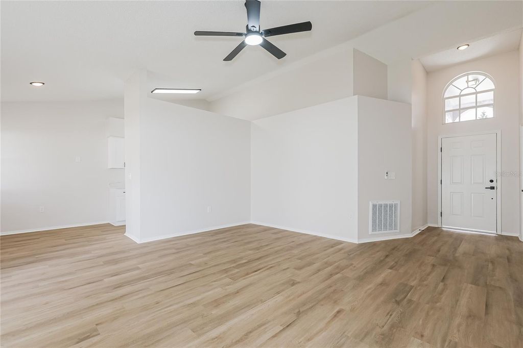 Photo of 1660 Lakeside Dr, Bartow, FL 33830 (MLS # TB8483980)