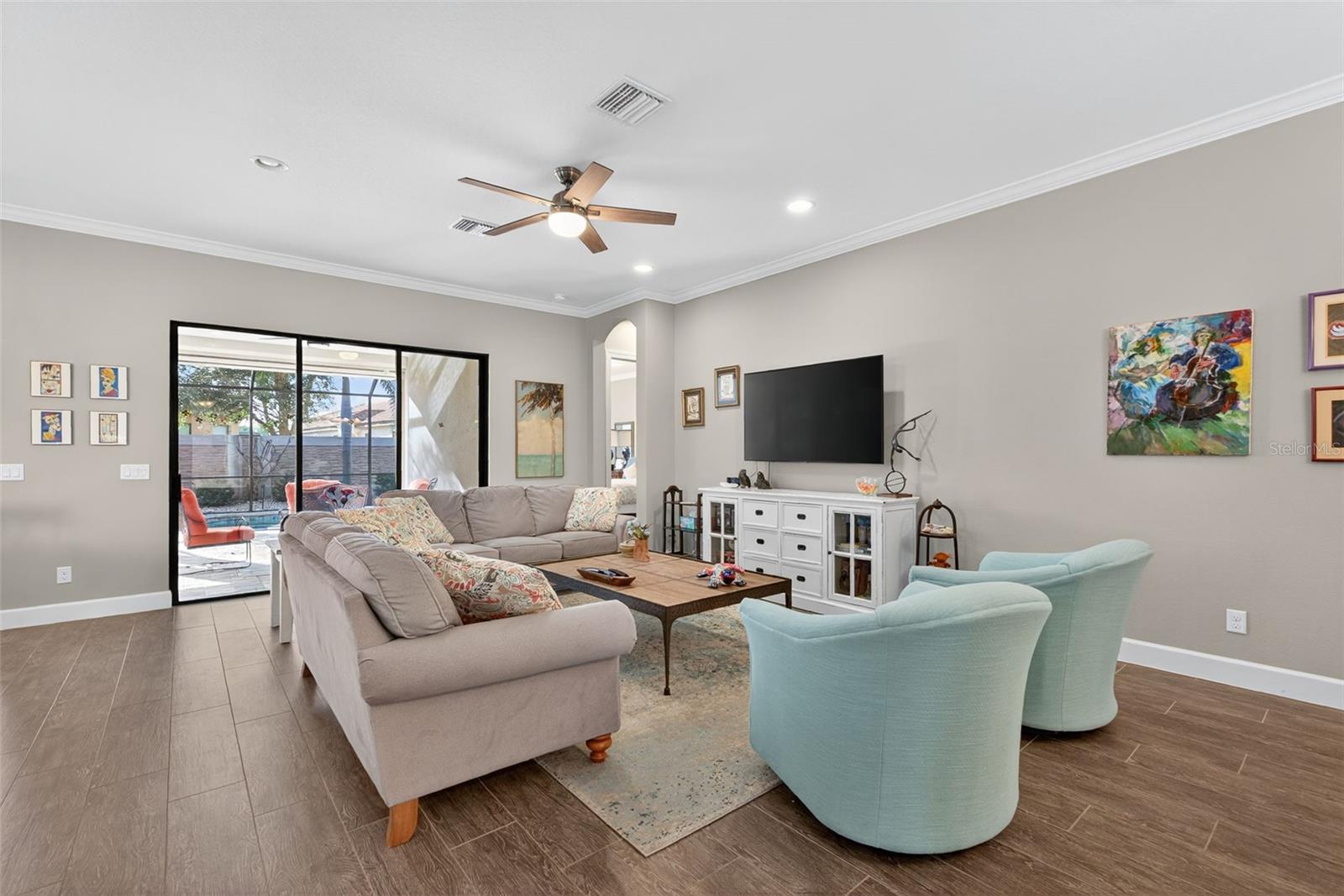 ESPLANADE PH III SUBPHASES E, - Residential