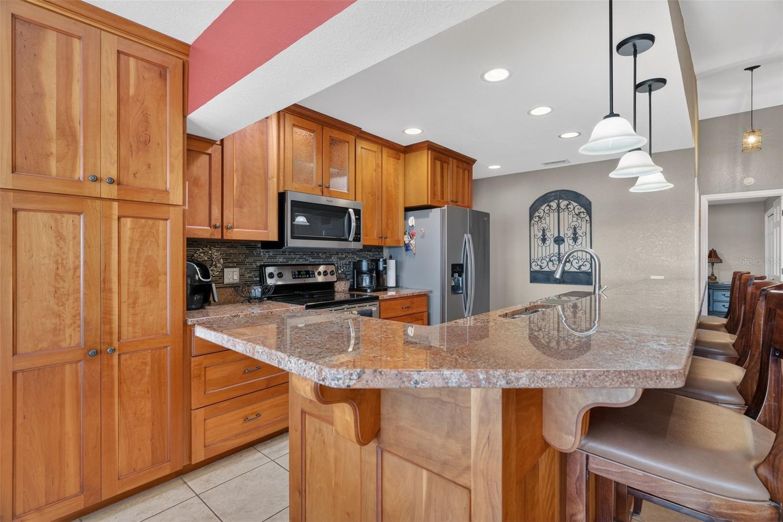 HILLCREST ESTATES - Residential