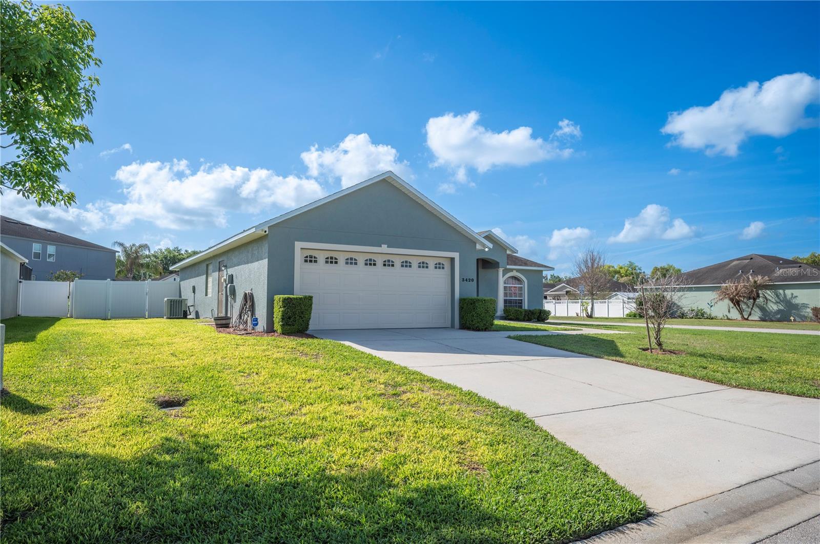 HUNTINGTON SUMMIT - Residential