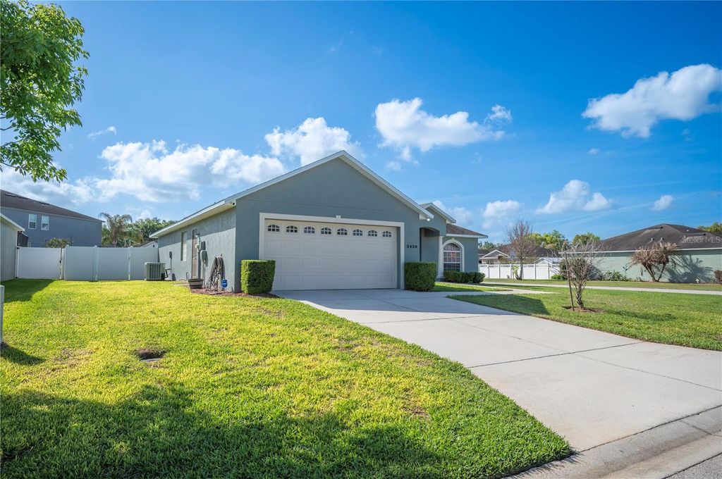 Photo of 3420 Summit Lane, Lakeland, FL 33810 (MLS # TB8491996)