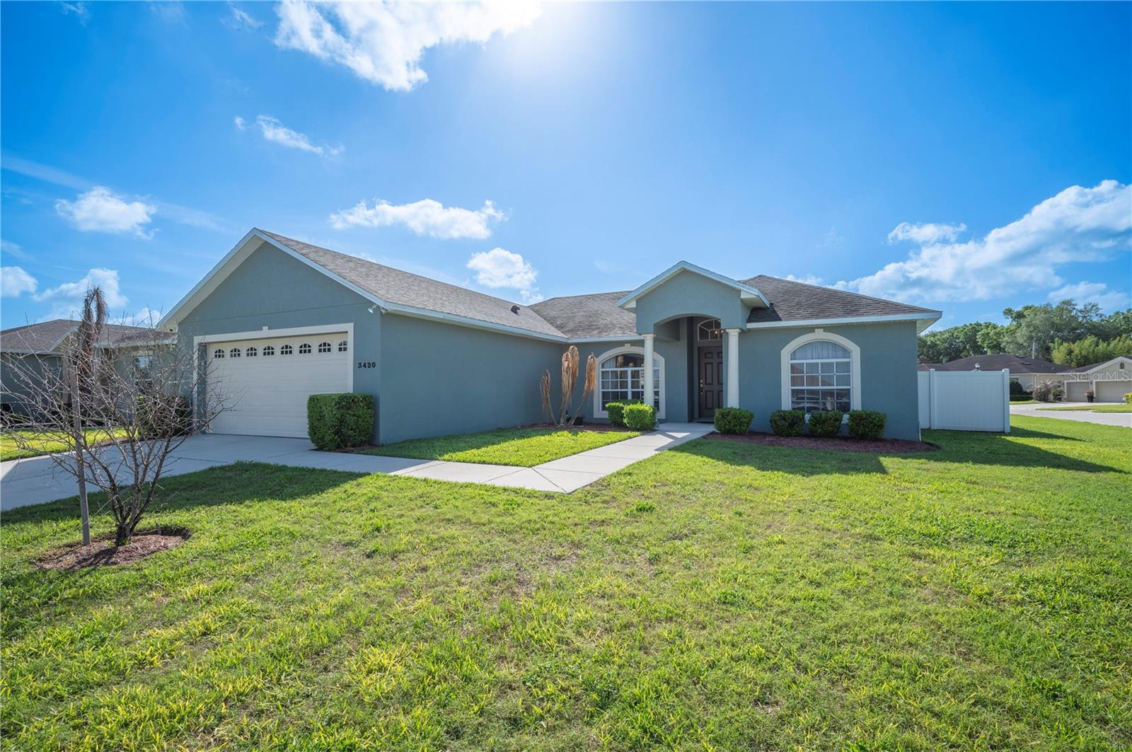 HUNTINGTON SUMMIT - Residential