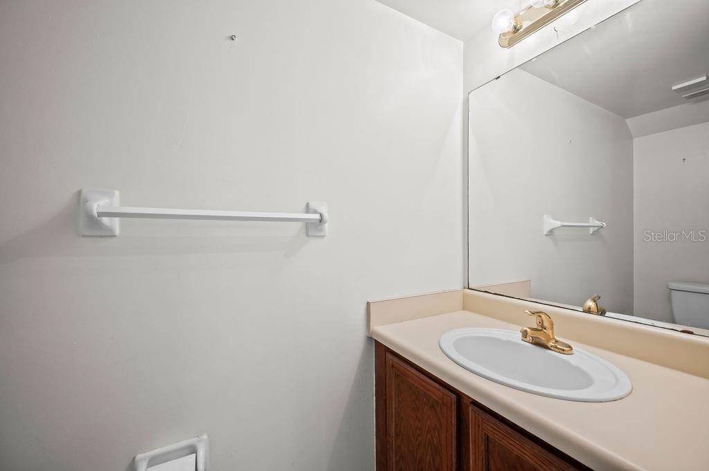 ALHAMBRA VILLAGE 01 - Residential