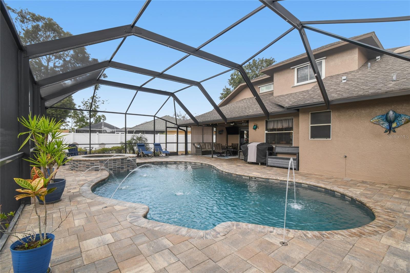 RIVER CROSSING UNIT 05 - Residential