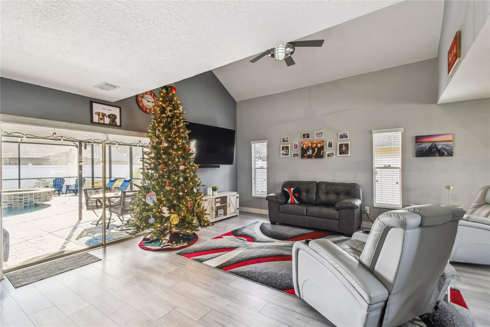 RIVER CROSSING UNIT 05 - Residential