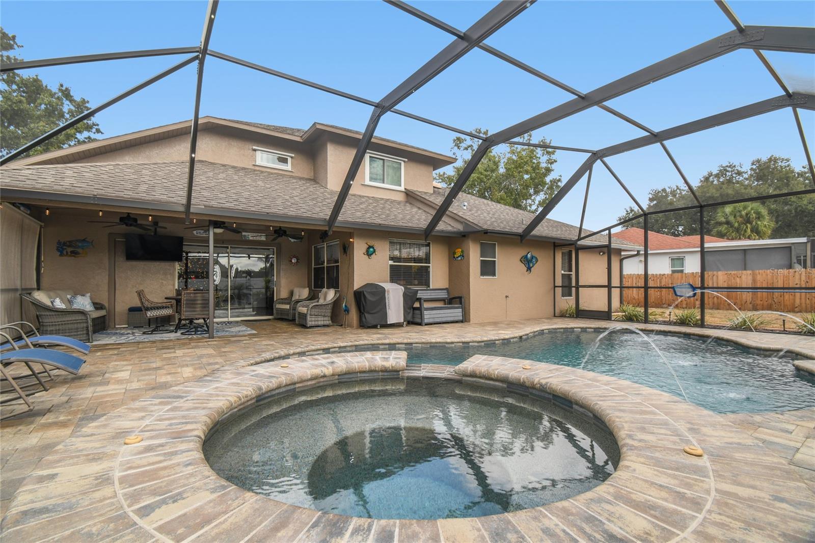 RIVER CROSSING UNIT 05 - Residential