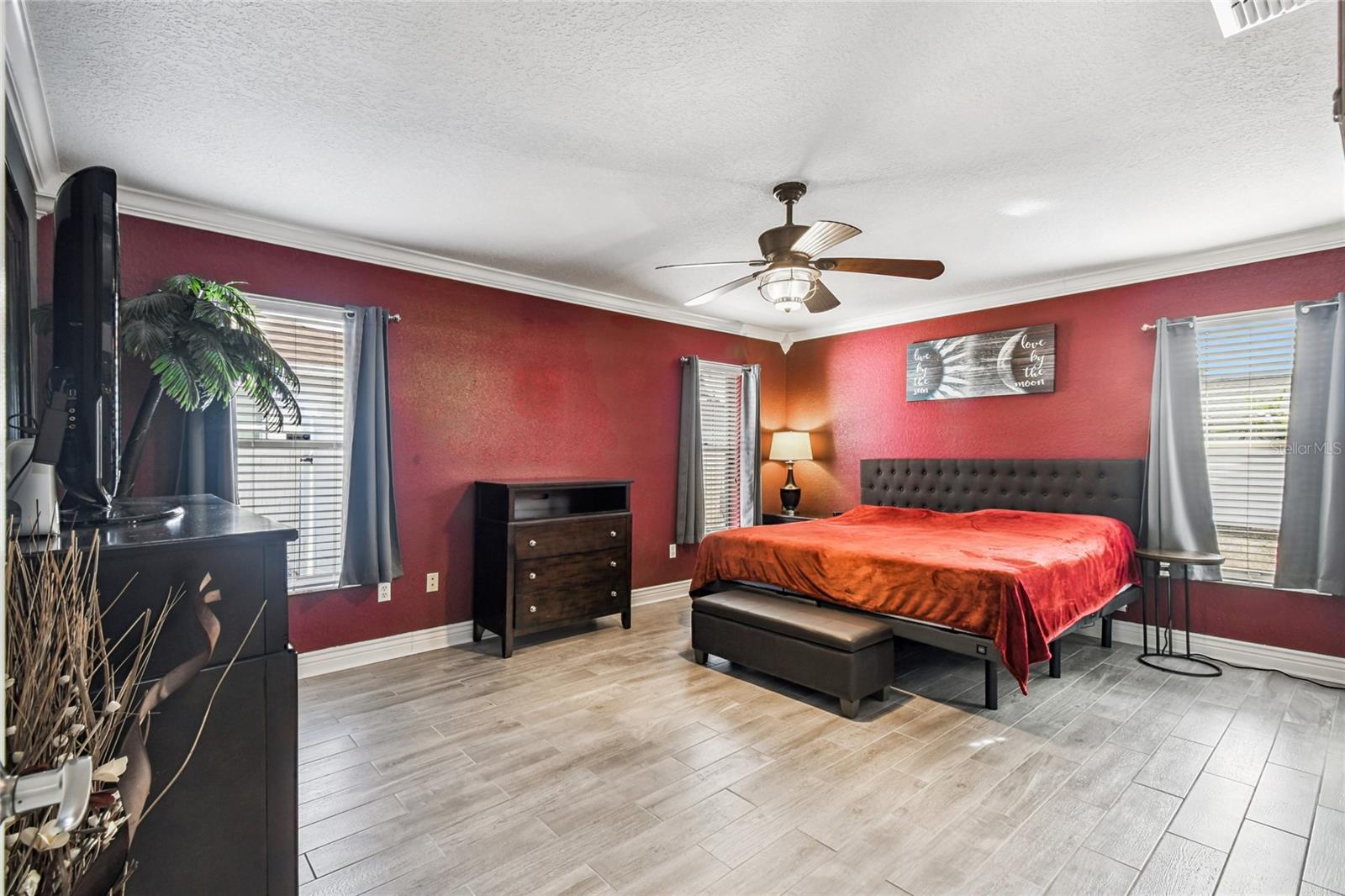 RIVER CROSSING UNIT 05 - Residential