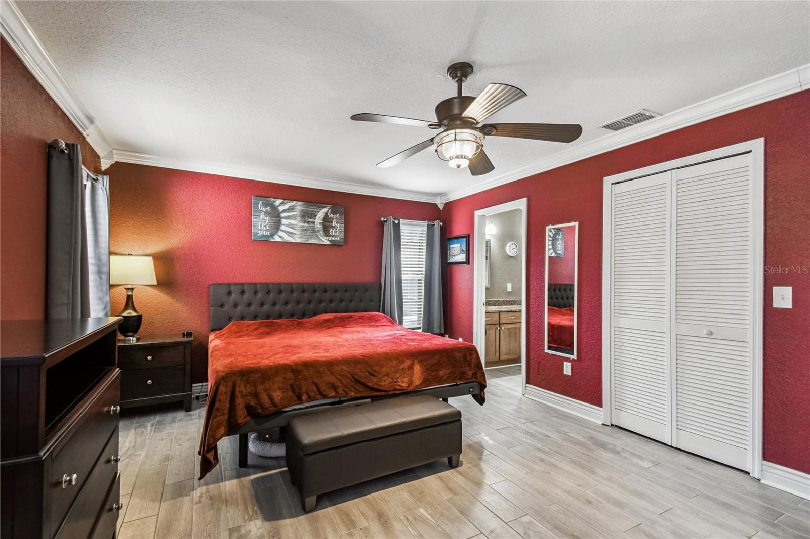 RIVER CROSSING UNIT 05 - Residential