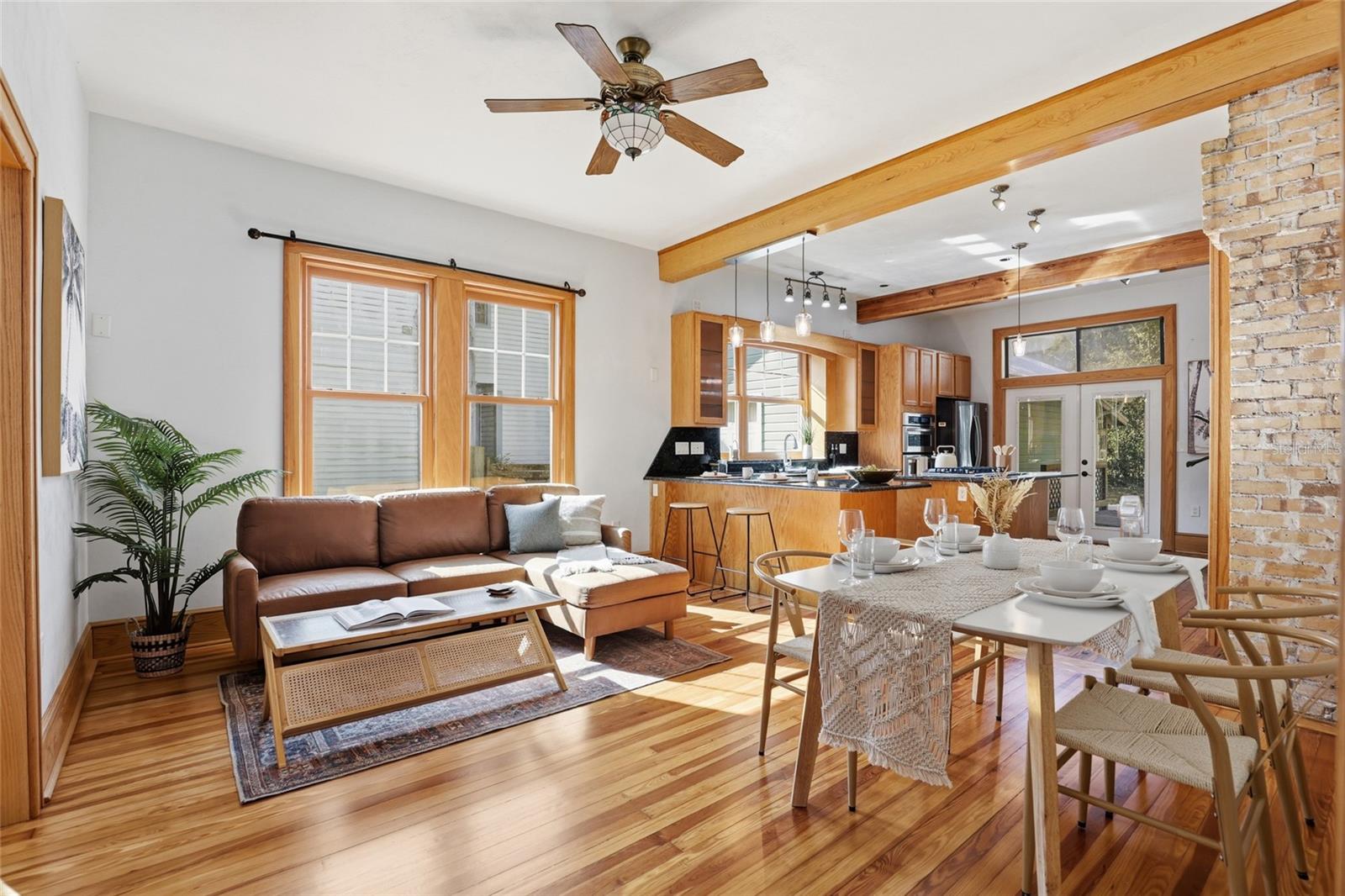 WOOLEY FORD & - Residential