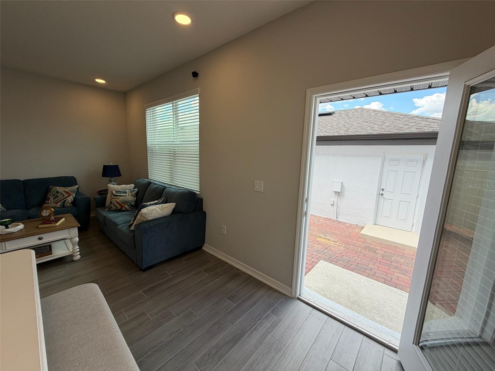 ENCORE AT OVATION - Residential