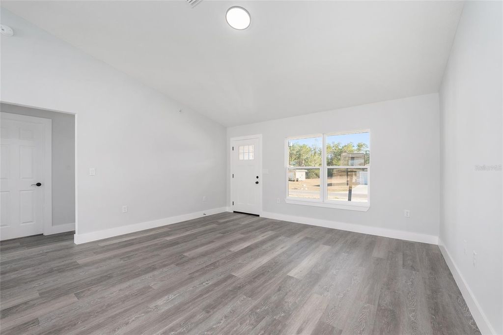 Photo of 4310 SW 157th Terrace, Ocala, FL 34481 (MLS # OM720754)