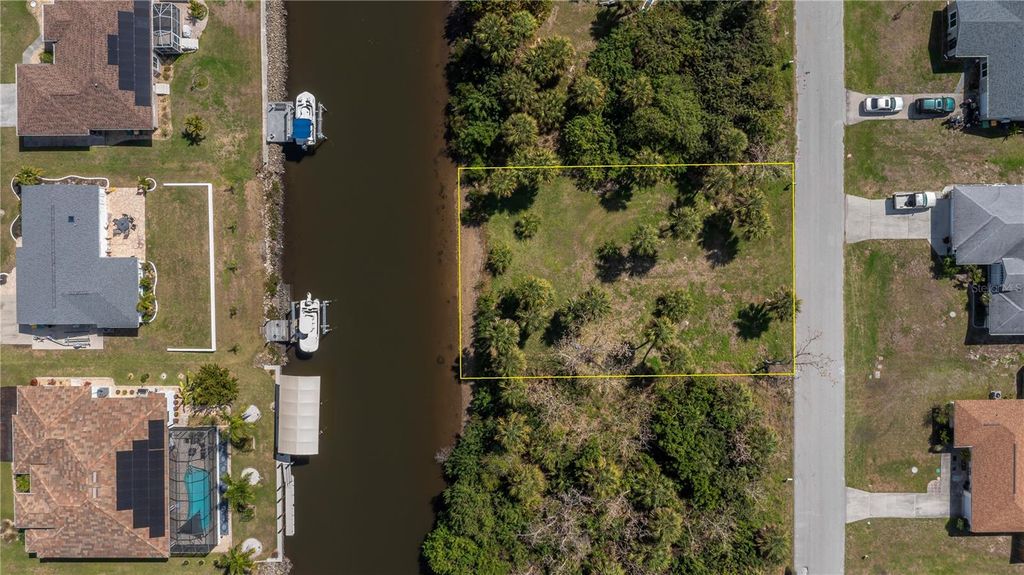 Photo of 18546 Ashcroft Circle, Port Charlotte, FL 33948 (MLS # C7523745)