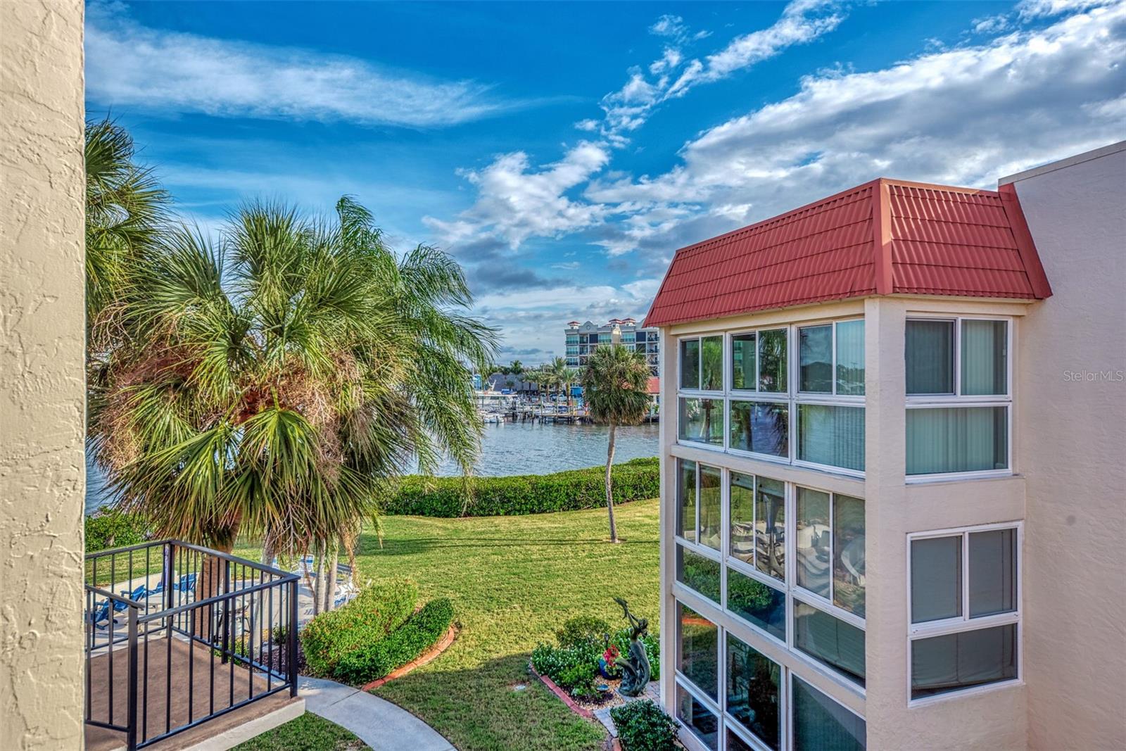 BELLA COSTA I - Residential