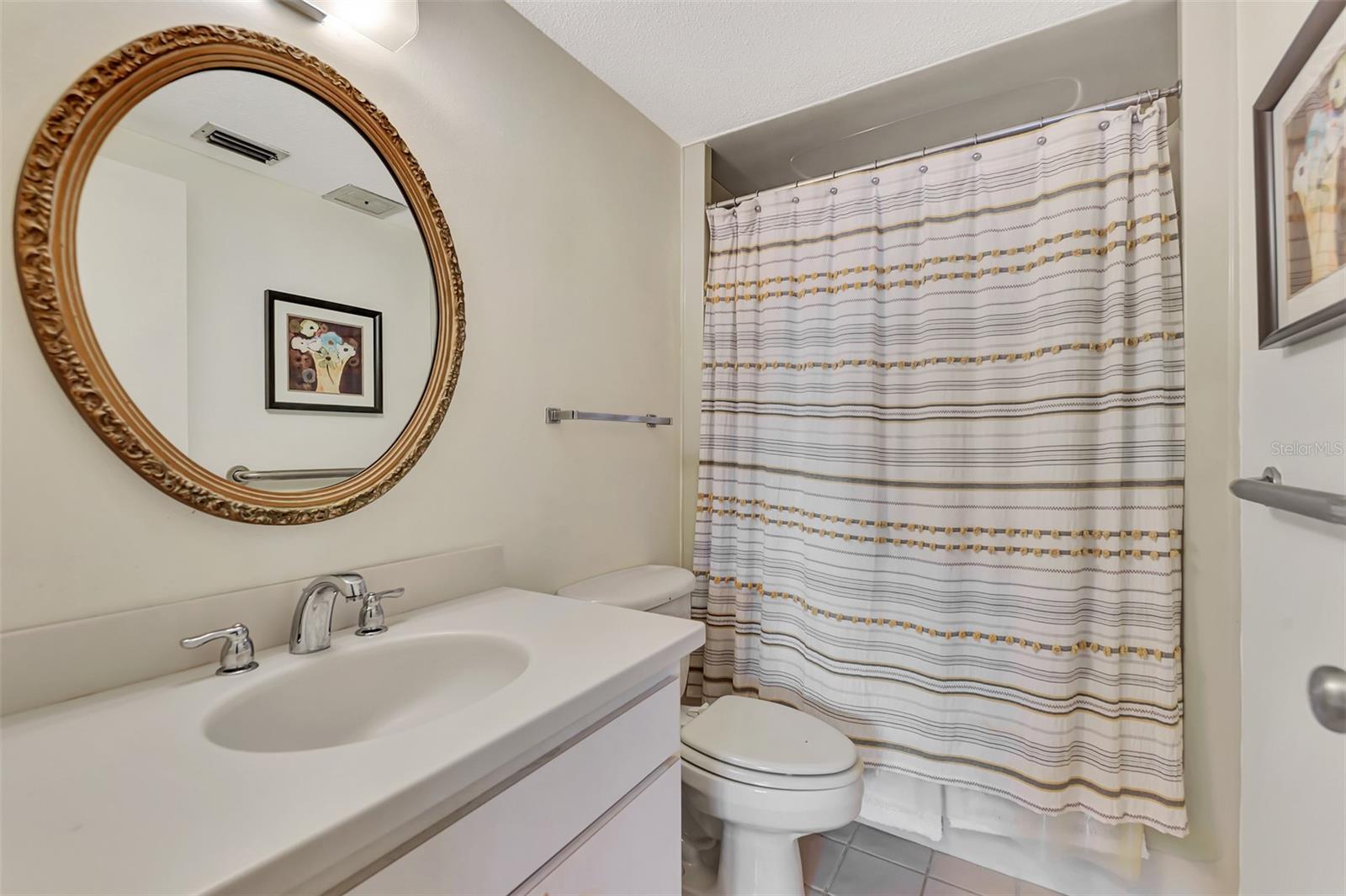 BELLA COSTA I - Residential