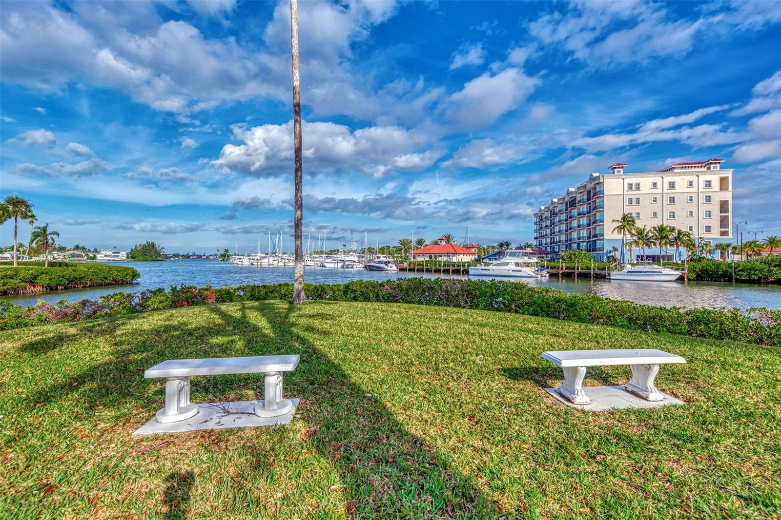 BELLA COSTA I - Residential