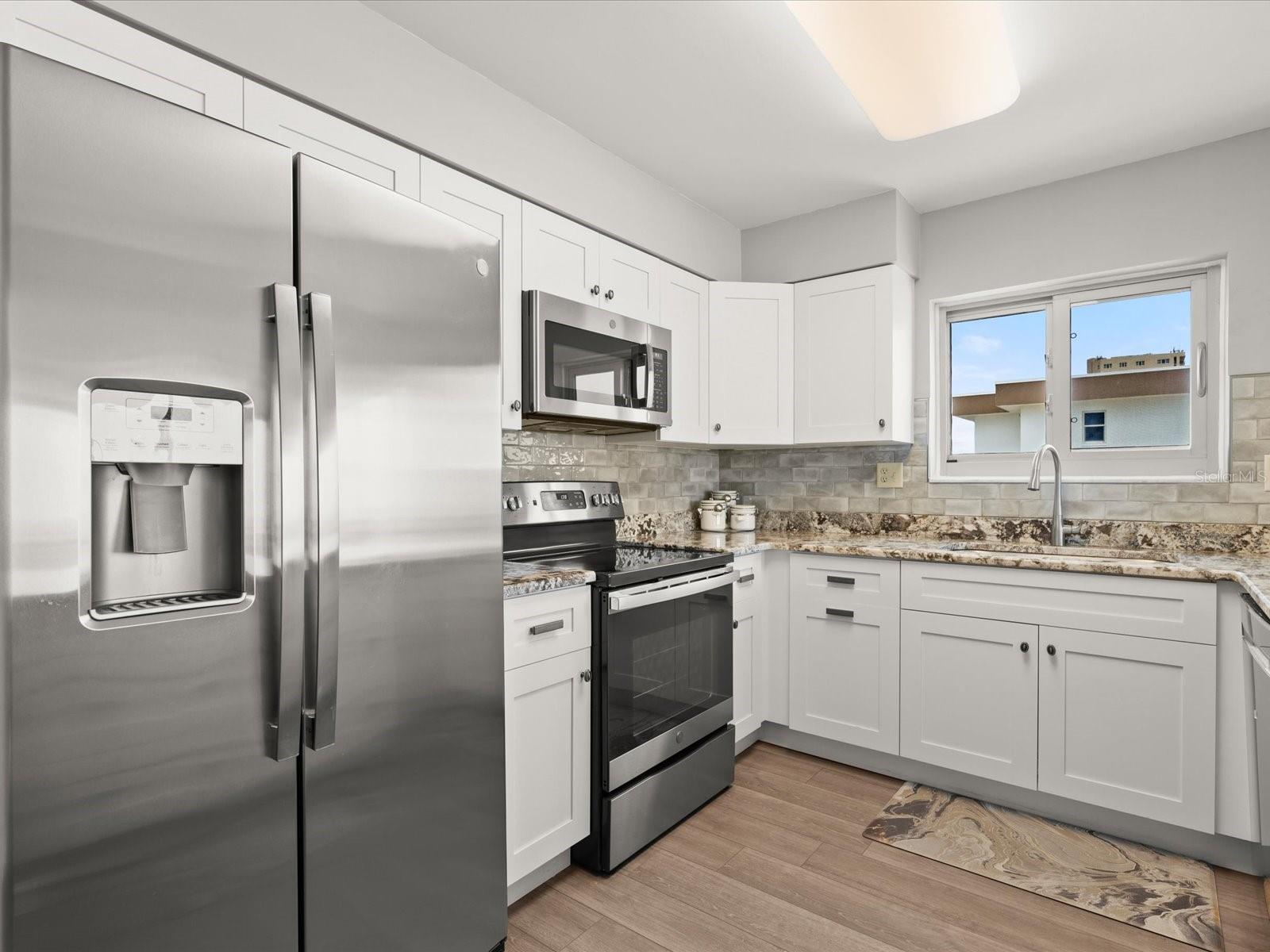 SURFSIDE CLUB - Residential