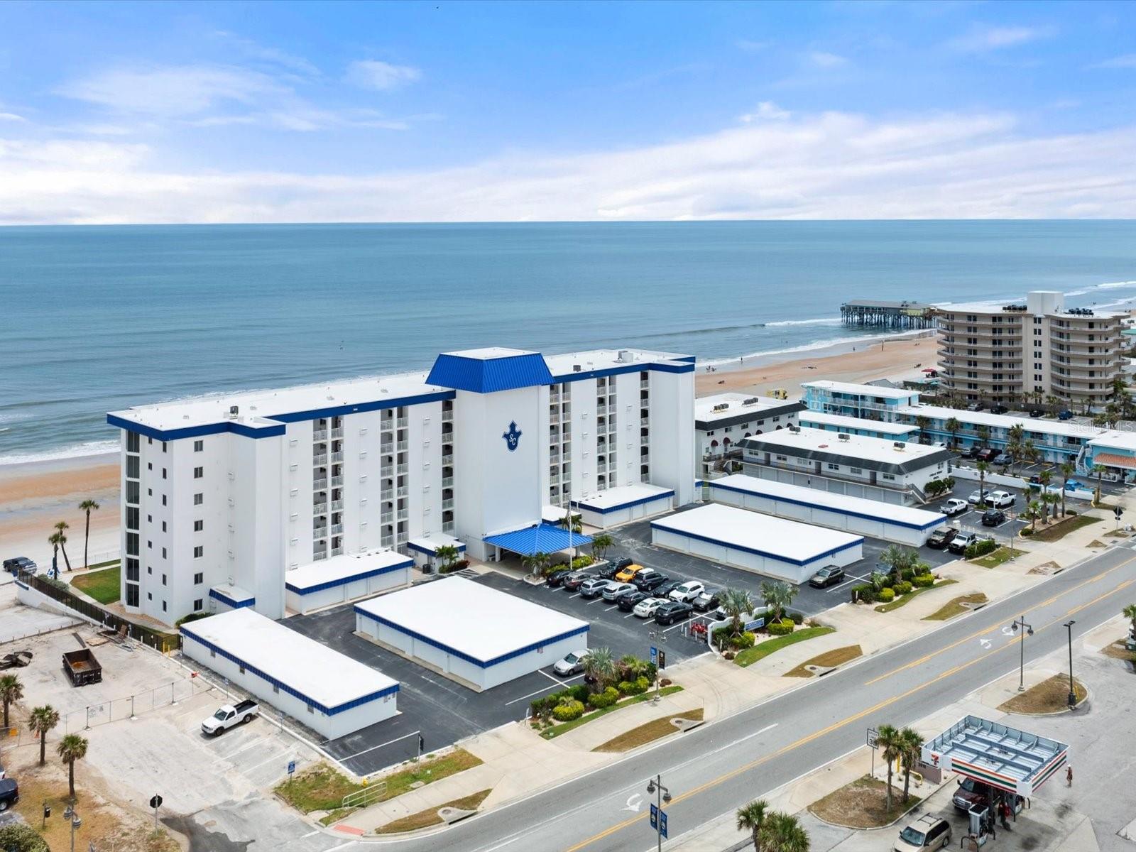 SURFSIDE CLUB - Residential