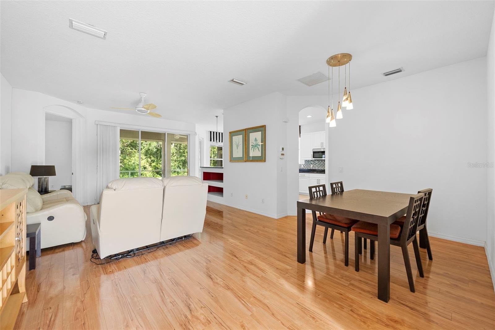 7314 MEETING STREET