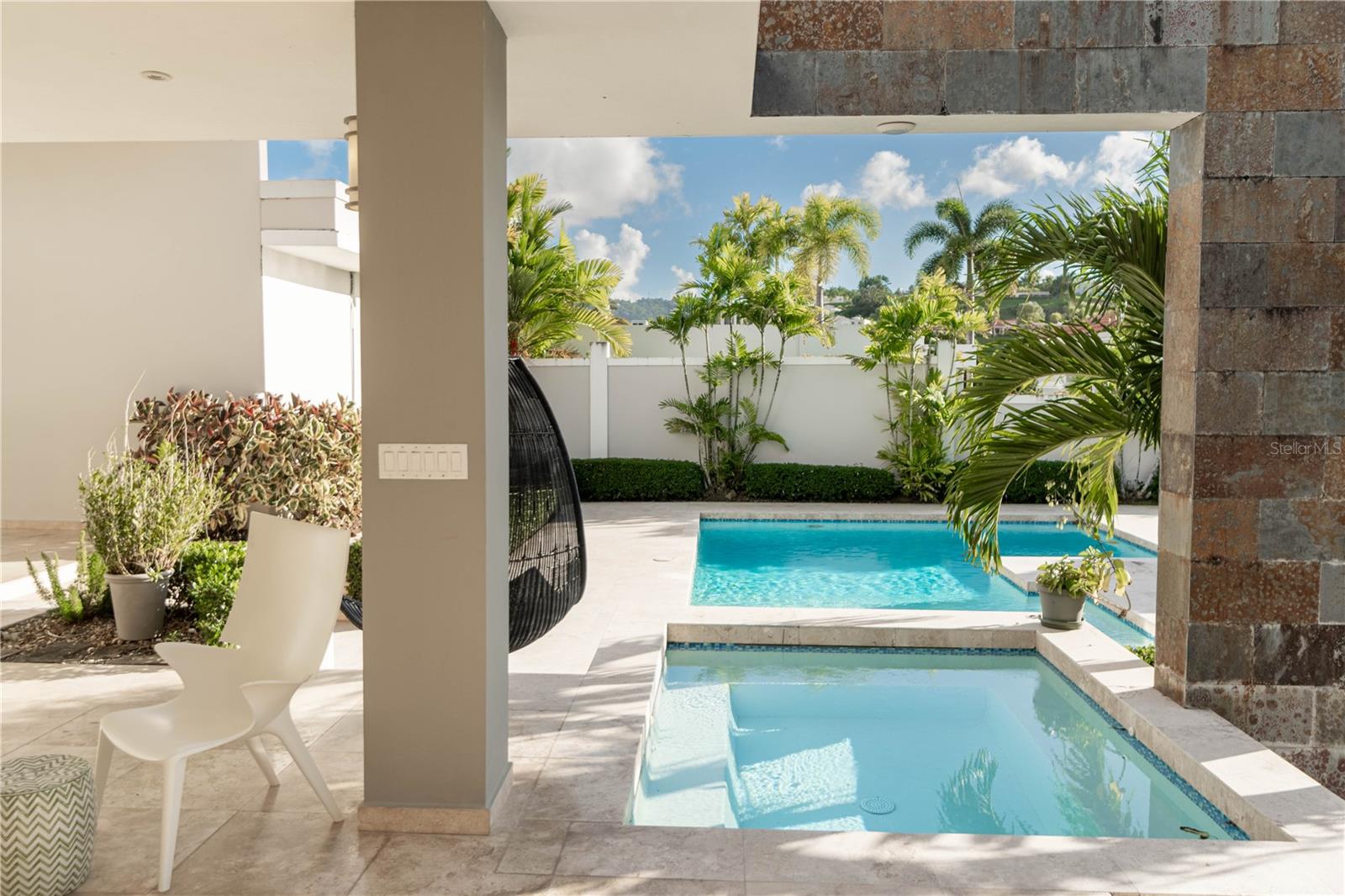 PASEO SAN JUAN - Residential