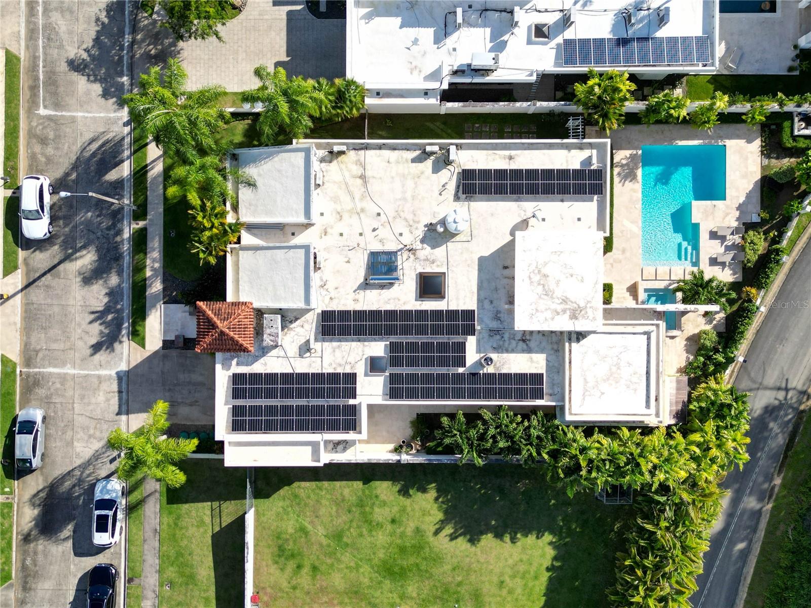 PASEO SAN JUAN - Residential