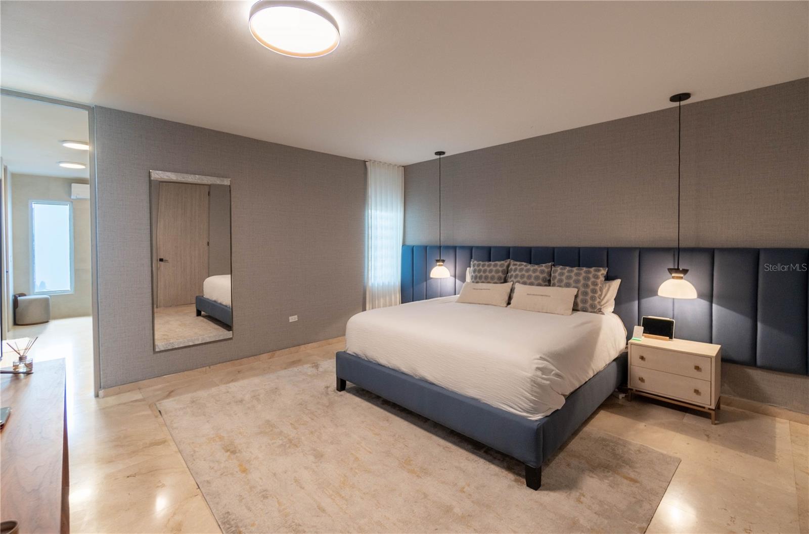 PASEO SAN JUAN - Residential