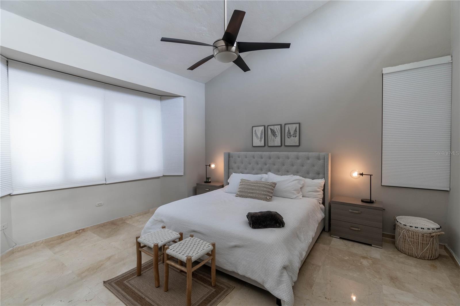 PASEO SAN JUAN - Residential