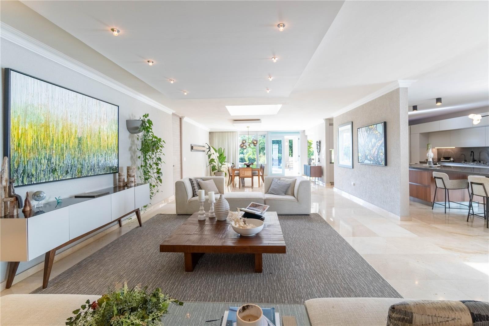 PASEO SAN JUAN - Residential