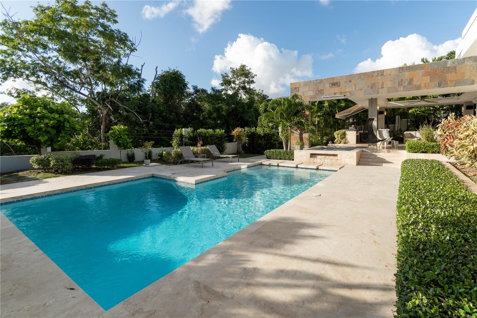 PASEO SAN JUAN - Residential