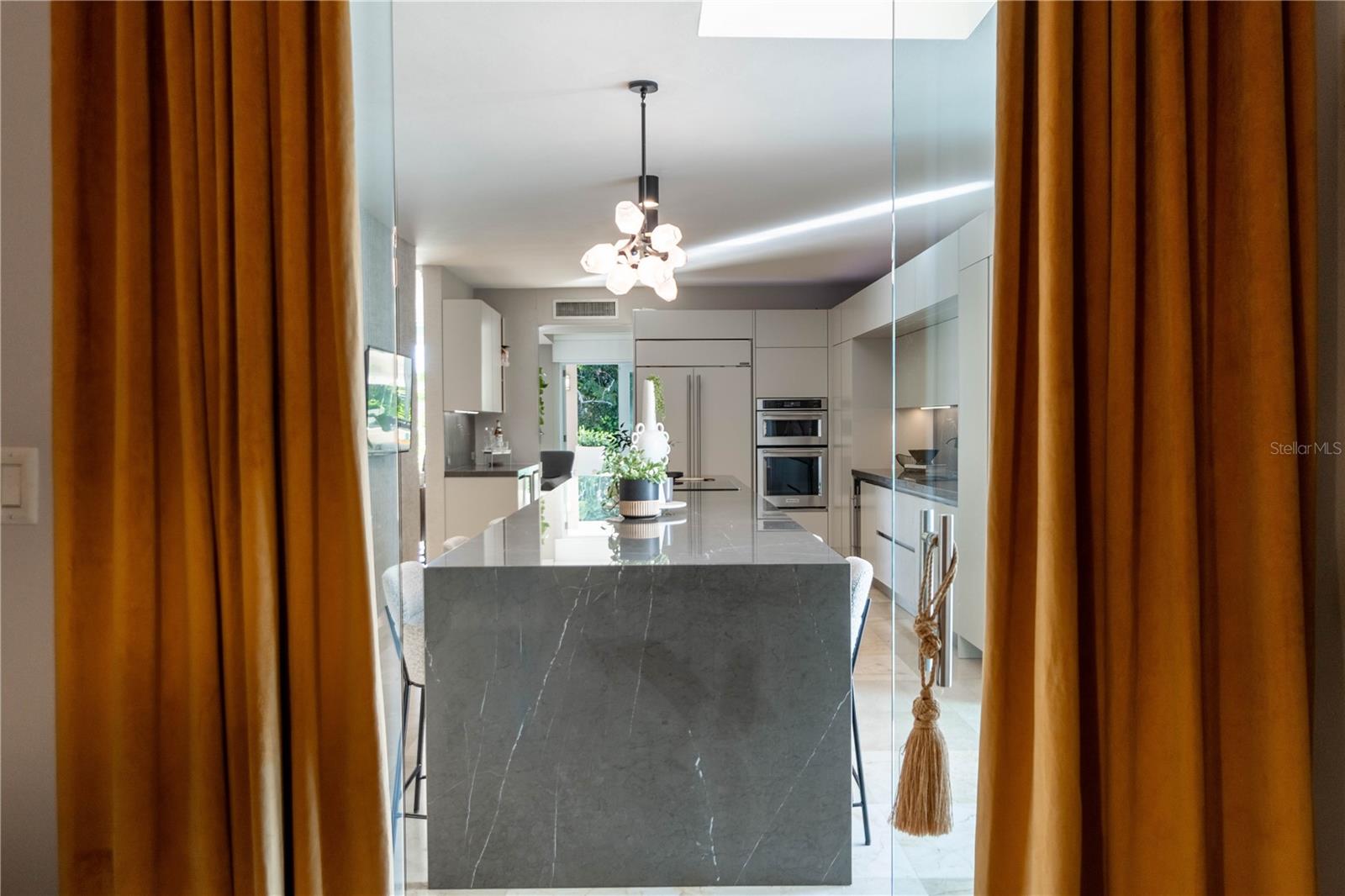 PASEO SAN JUAN - Residential