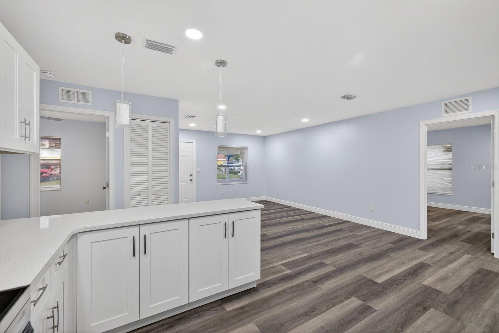 BAY CREST PARK UNIT 03 - Residential