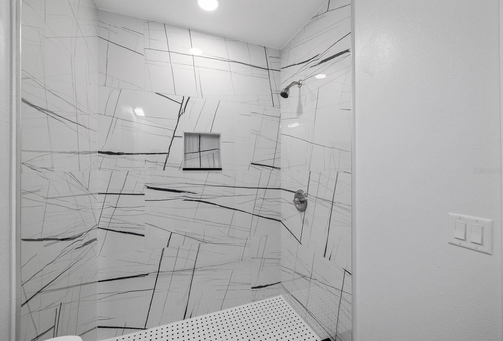 BAY CREST PARK UNIT 03 - Residential